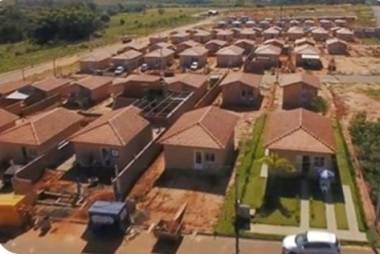 Entrega das chaves em Adamantina